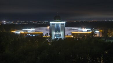 جامعة نوفوسيبيرسك الحكومية - المبنى الجديد في أكاديمغورودوك